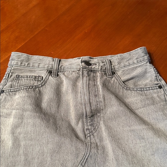 Uniqlo Women's Gray Pencil Skirt - Picture 2 of 5